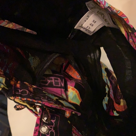 - NWOT Versace Swim Trunks- Mens - Picture 6 of 8